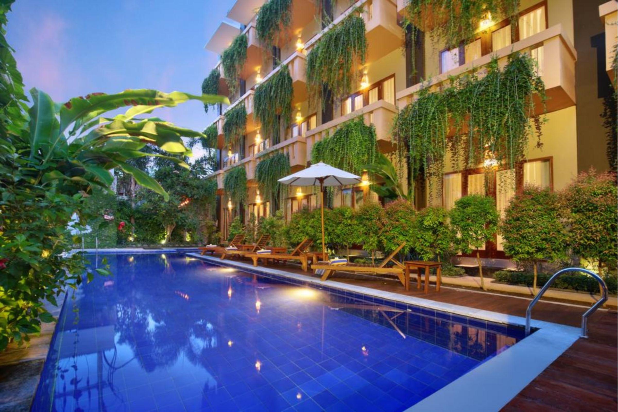 Bali Chaya Hotel Legian Exterior foto