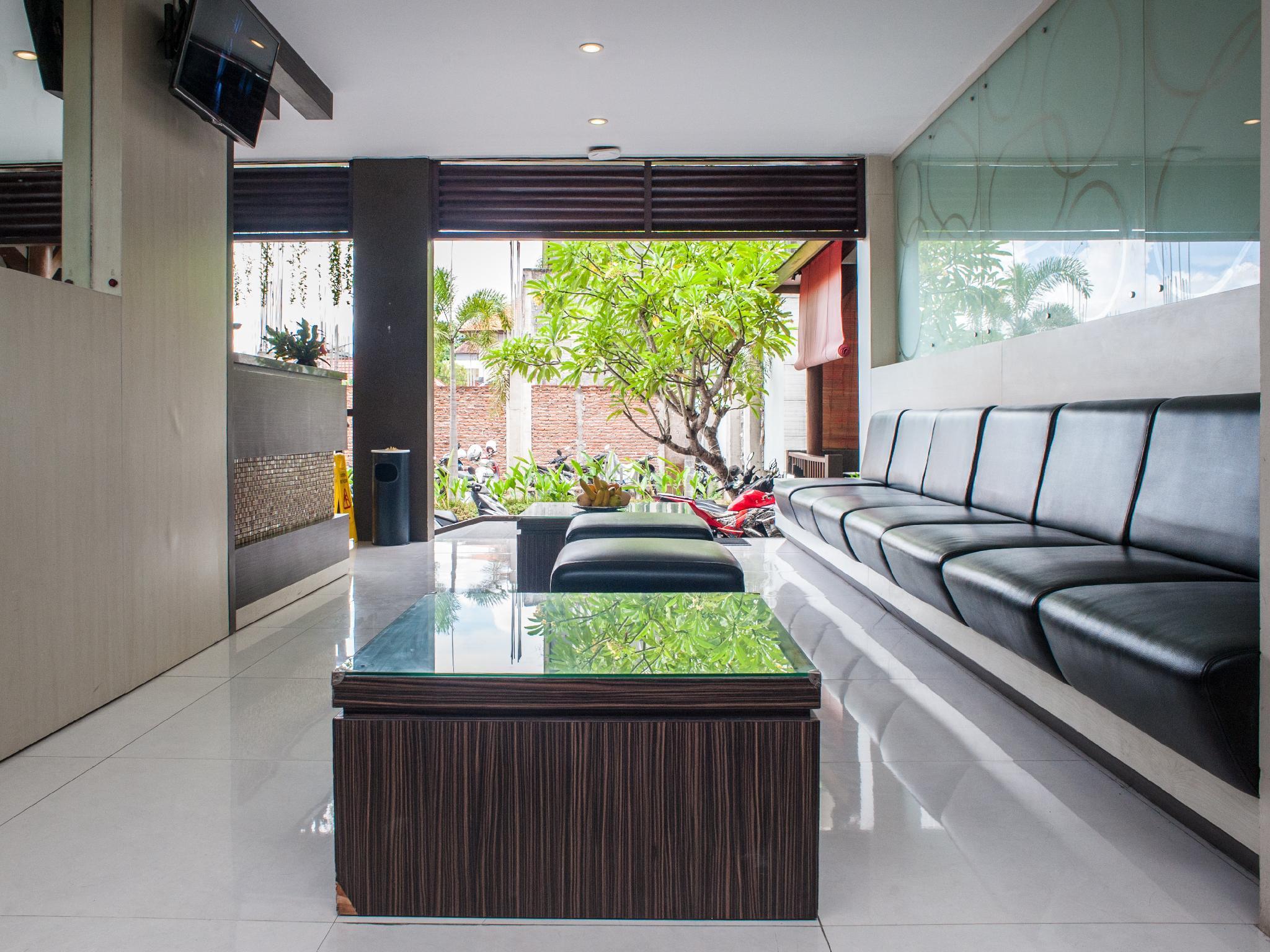 Bali Chaya Hotel Legian Exterior foto